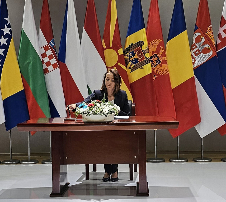 САРАЈЕВО, 9. АПРИЛА /СРНА/ - Министар цивилних послова у Савјету министара Дубравка Бошњак.