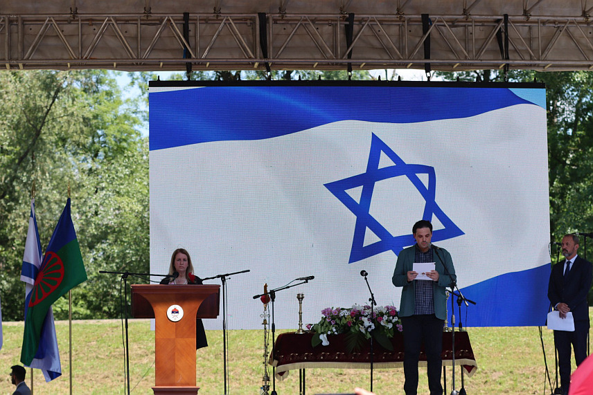 ДОЊА ГРАДИНА, 12. МАЈА /СРНА/ - Амбасадор Израела у БиХ Галит Пелег је захвалила Републици Српској и њеном предсједнику Милораду Додику за подршку коју су пружили Израелу, нарочито након догађаја од 7. октобра. "За ваше пријатељство искрено вам хвала", рекла је она. /Фото - Борислав Здриња/