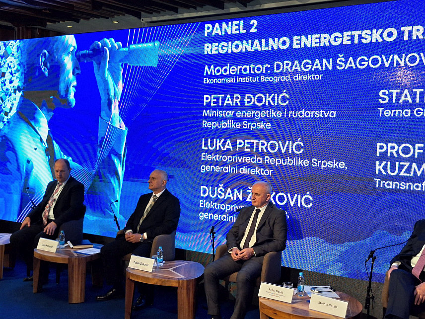 ЈАХОРИНА, 15. МАЈА /СРНА/ - Министар енергетике и рударства Републике Српске Петар Ђокић на панелу о теми "Регионално енергетско тржиште" у оквиру "Јахорина економског форума".