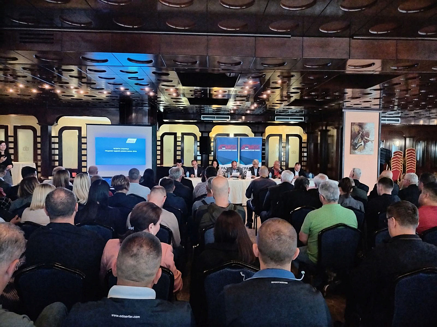 БАЊАЛУКА, 15. МАЈА /СРНА/ - Предсједник Демоса Недељко Чубриловић на сједници Градског одбора у Бањалуци.