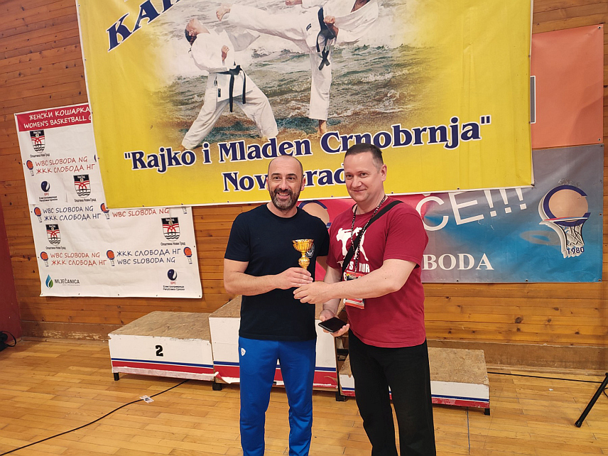 НОВИ ГРАД, 18. МАЈА /СРНА/ - Карате клуб "Кастра" из Бањалуке побједник је 14. меморијалног карате турнира "Рајко и Младен Црнобрња" који је одржан данас у Новом Граду.