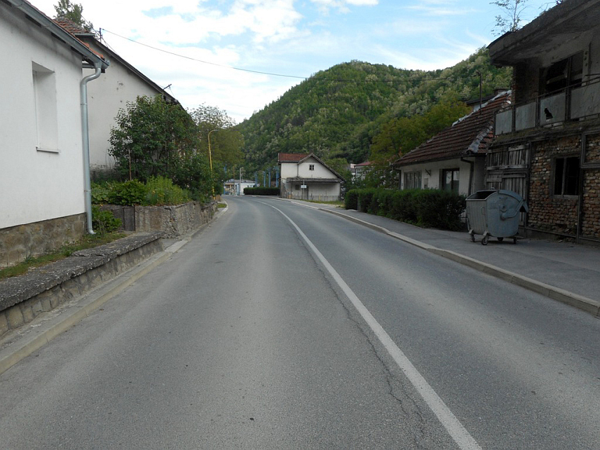 БРАТУНАЦ/СРЕБРЕНИЦА, 1. МАЈА /СРНА/ - Ни синдикати нити локалне власти у Братунцу, као ни у Сребреници нису организовале било какве садржаје поводом 1. маја, Међународног празника рада.