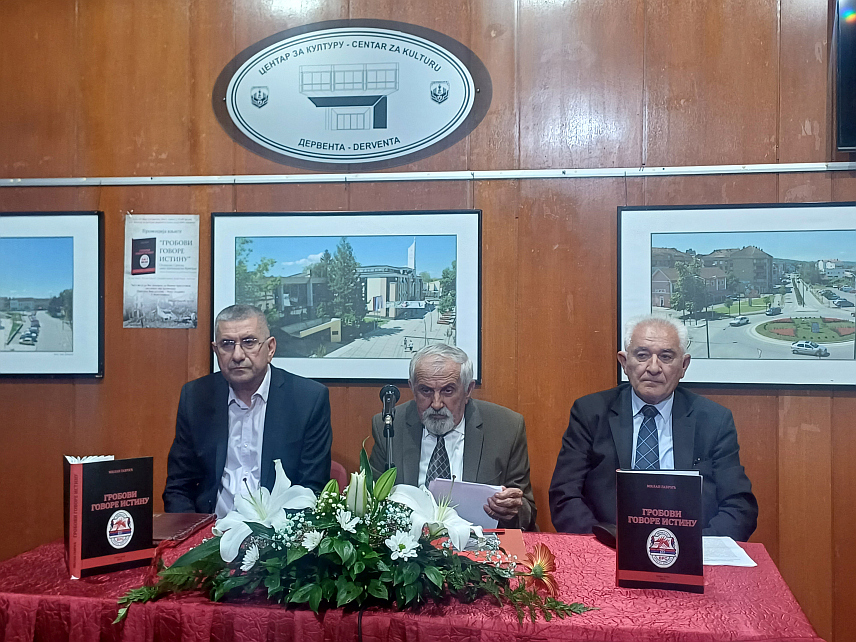 ДЕРВЕНТА, 23. МАЈА /СРНА/ - У Дервенти је вечерас представљена књига "Гробови говоре истину", треће допуњено и проширено издање, у којој аутор Милан Гаврић износи детаље о настанку и ратном путу Осињске српске лаке пјешадијске бригаде.
