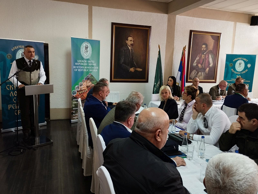 БАЊАЛУКА, 25. МАЈА /СРНА/ - Саво Минић реизабран је данас за предсједника Ловачког савеза Републике Српске на редовној изборној скупштини тог савеза у Бањалуци.