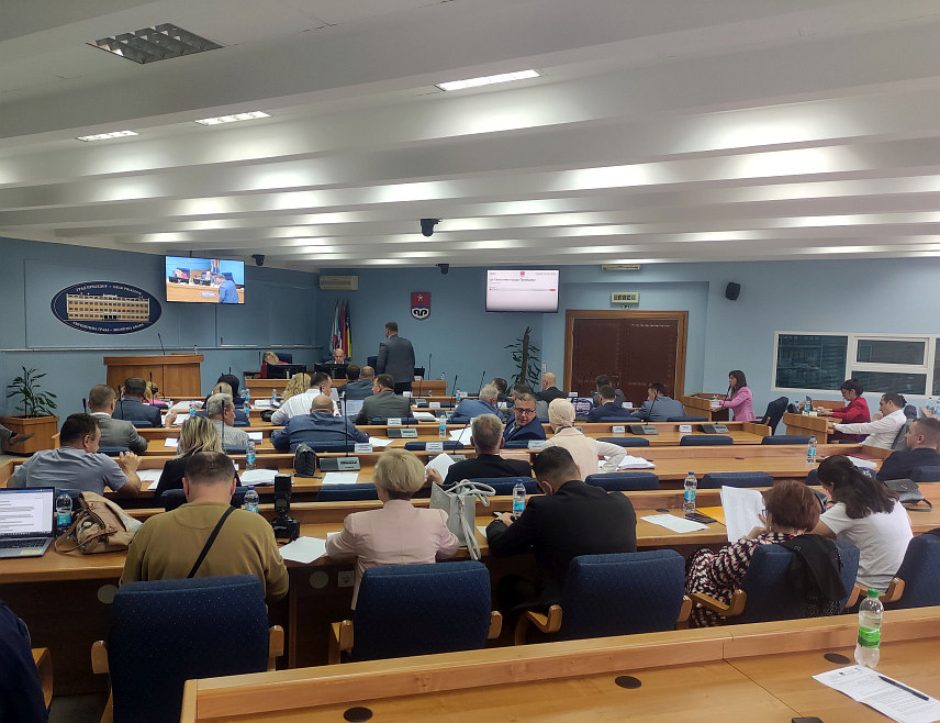 ПРИЈЕДОР, 29. МАЈА /СРНА/ - Сједница Скупштине града Приједора.