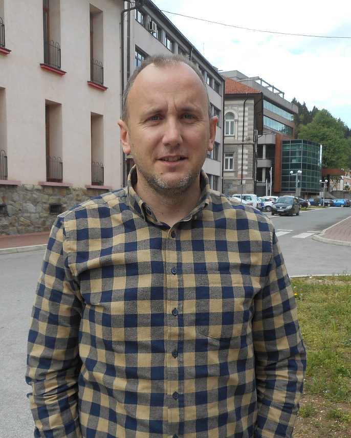 СРЕБРЕНИЦА, 31. МАЈА /СРНА/- Предсједник Организације породица заробљених и погинулих бораца и несталих цивила Сребренице Бранимир Којић