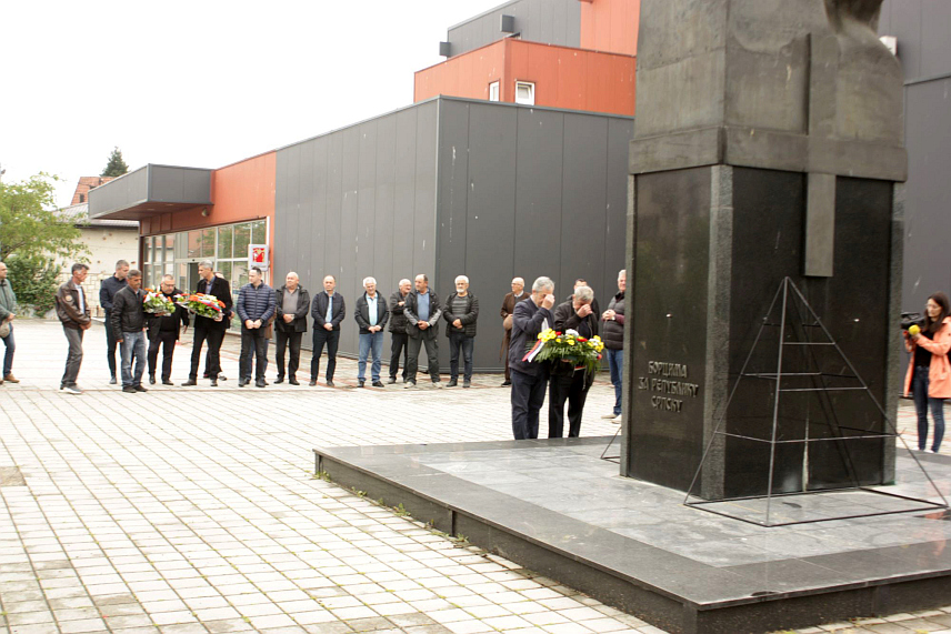 МОДРИЧА, 3. МАЈА /СРНА/ - У Модричи су данас обиљежене 32 године од почетка борбе за ослобођење ове општине у Одбрамбено-отаџбинском рату.