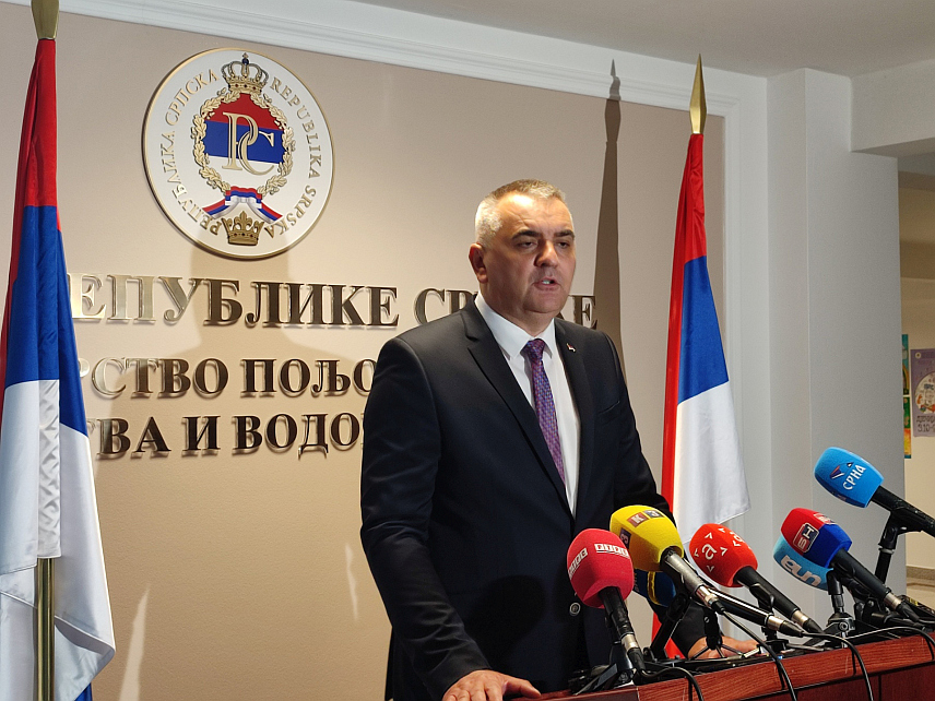 БАЊАЛУКА, 8. МАЈА /СРНА/ - Министар пољопривреде, шумарства и водопривреде Републике Српске Саво Минић на конференцији за новинаре.