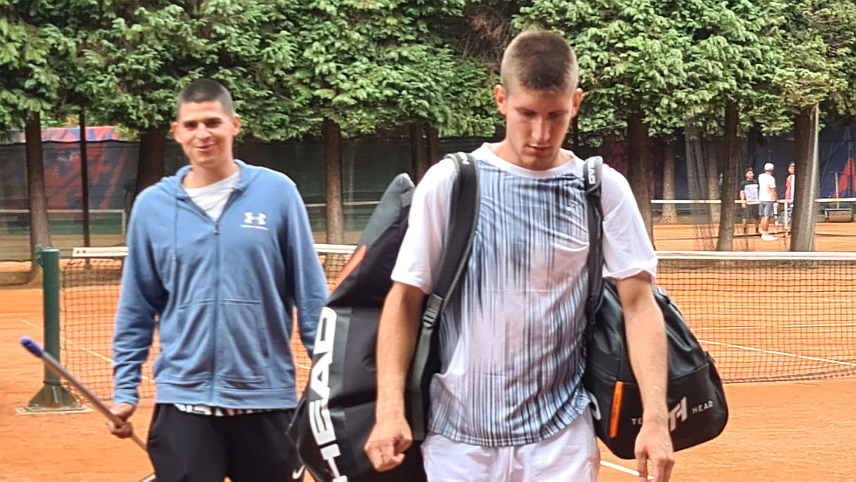 ДОБОЈ, 9. МАЈА /СРНА/ - Тенисер из Добоја Андреј Недић пласирао се у треће коло ИТФ турнира "Добој опен 2024", након тријумфа над Јаном Купчићем из Словеније резултатом 2:1, по сетовима 6:1, 4:6 и 7:6.