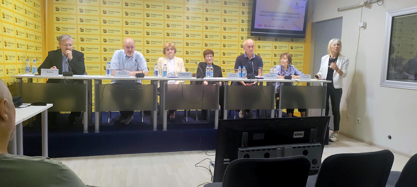 БЕОГРАД, 10. ЈУНА /СРНА/ - У Медија центру у Београду данас је представљена Декларација о потреби мјера санације посљедица НАТО агресије на СР Југославију 1999. године, коју је подржало више од 100 личности и 15 удружења и организација.