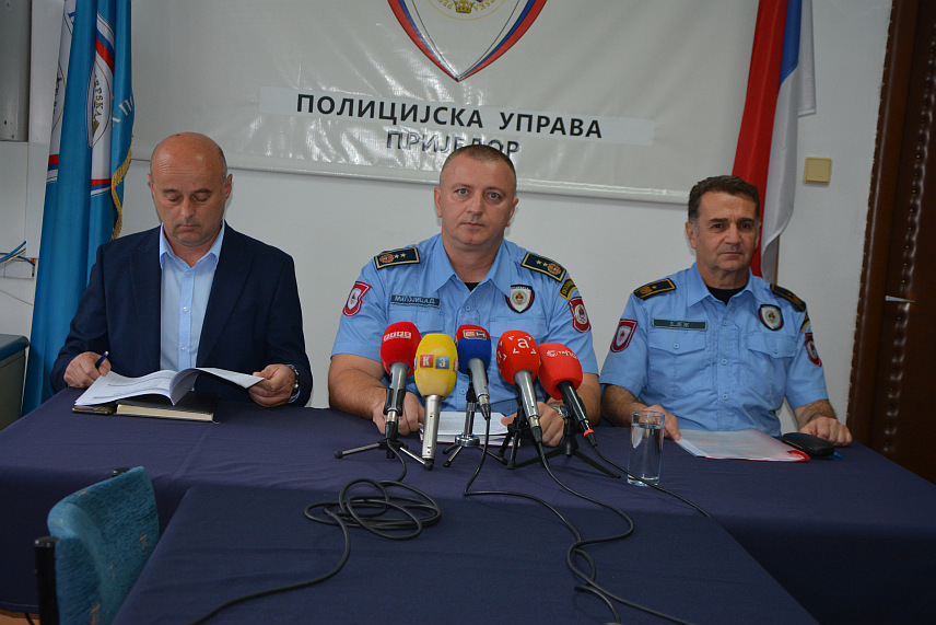 ПРИЈЕДОР, 12. ЈУНА / СРНА/ - Конференција за новинаре у Полицијској управи Приједор.