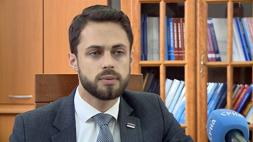 БАЊАЛУКА, 12. ЈУНА /СРНА/ - Савјетник предсједника Републике Српске и асистент на Правном факултету Универзитета у Бањалуци Марко Ромић.