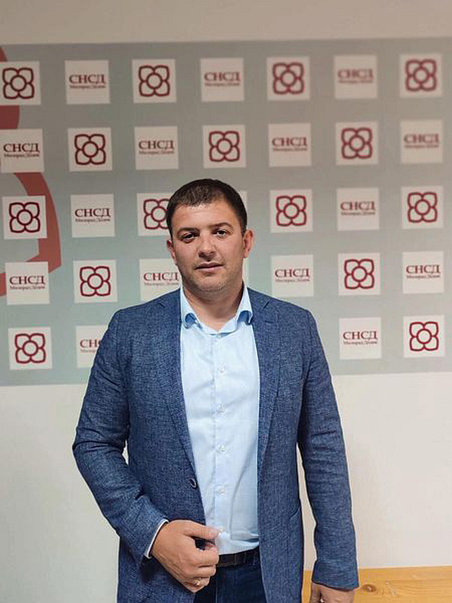 ТРНОВО, 12. ЈУНА /СРНА/ - Предсједник Општинског одбора /ОО/ СНСД-а Трново Мирослав Бјелица је кандидат ове странке за начелника општине.