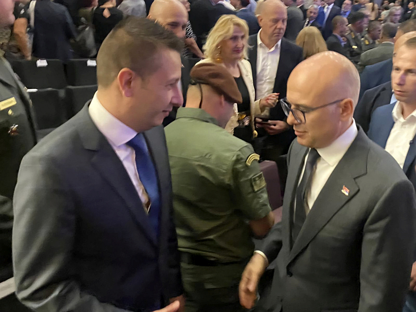 БЕОГРАД, 14. ЈУНА /СРНА/ - Замјеник министра одбране у Савјету министара Александар Гогановић присуствовао је данас комеморативној академији поводом обиљежавања 25 година од Битке на Кошарама у Београду.