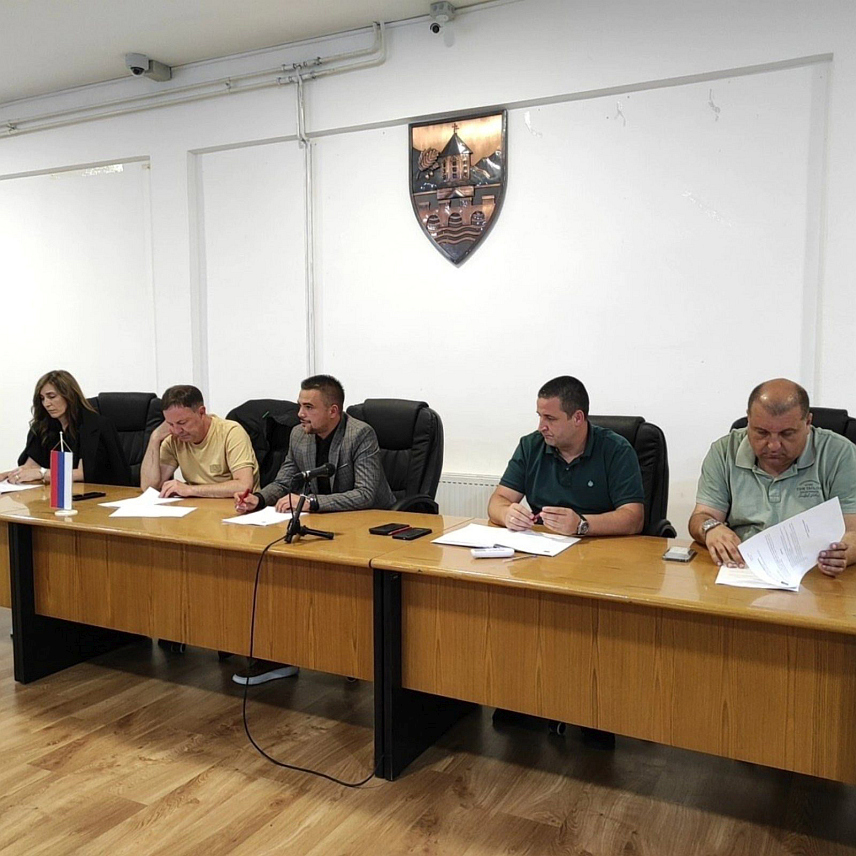 КОЗАРСКА ДУБИЦА, 15.ЈУНА /СРНА/ - Сједница Општинског одбора Савеза независних социјалдемократа /ОО СНСД/ Козарска Дубица.