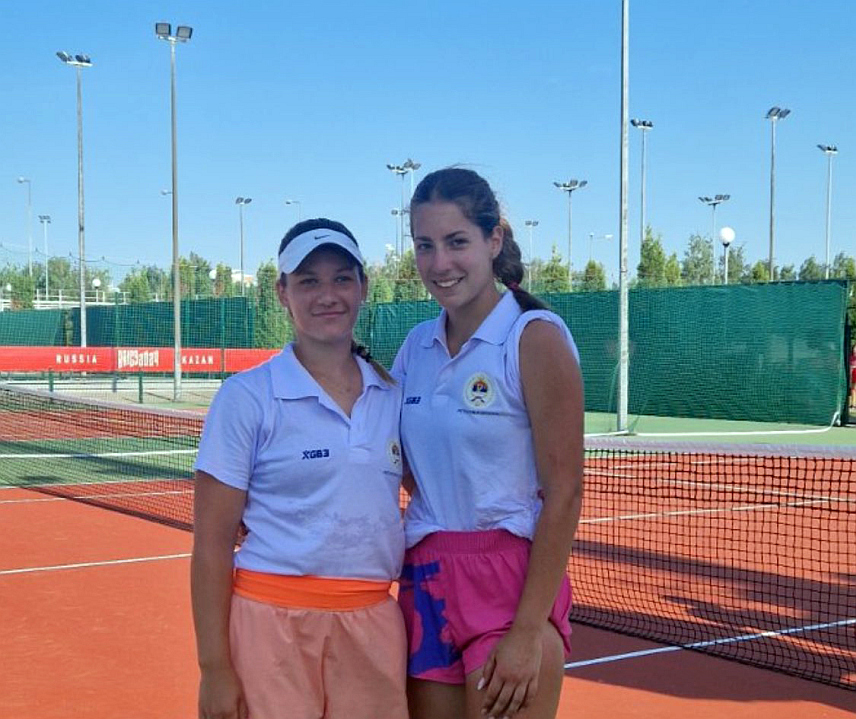 БАЊАЛУКА, 19. ЈУНА /СРНА/ - Предсједник Републике Српске Милорад Додик честитао је данас тенисеркама Републике Српске Сари Микачи и Анастасији Игњатић освојено четврто мјесто на Спортским играма БРИКС-а у Казању.	
