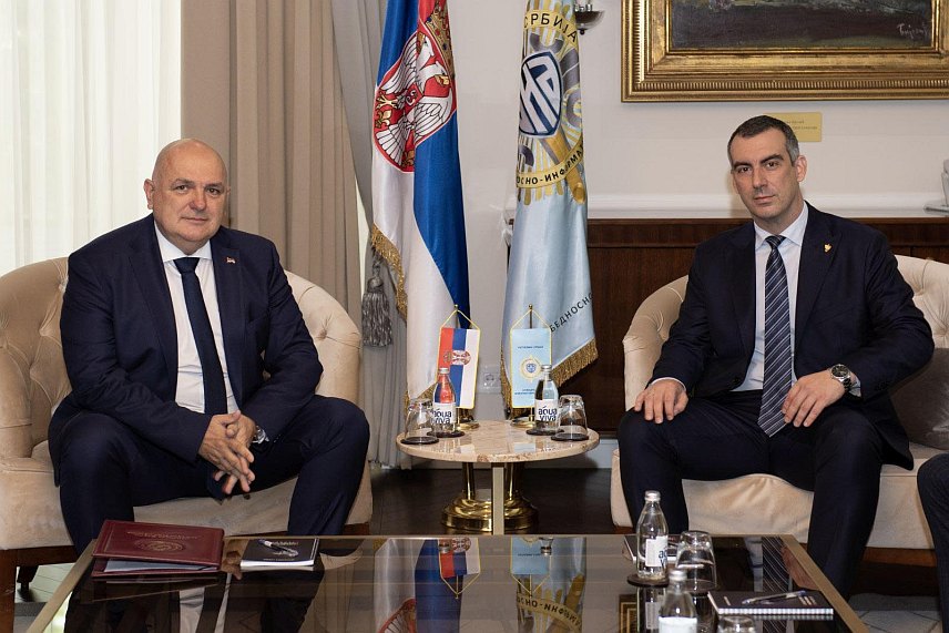 БЕОГРАД, 20. ЈУНА /СРНА/ - Директор Безбедносно-информативне агенције /БИА/ Србије Владимир Орлић и савјетник предсједника Републике Српске за безбједност Бранислав Окука.