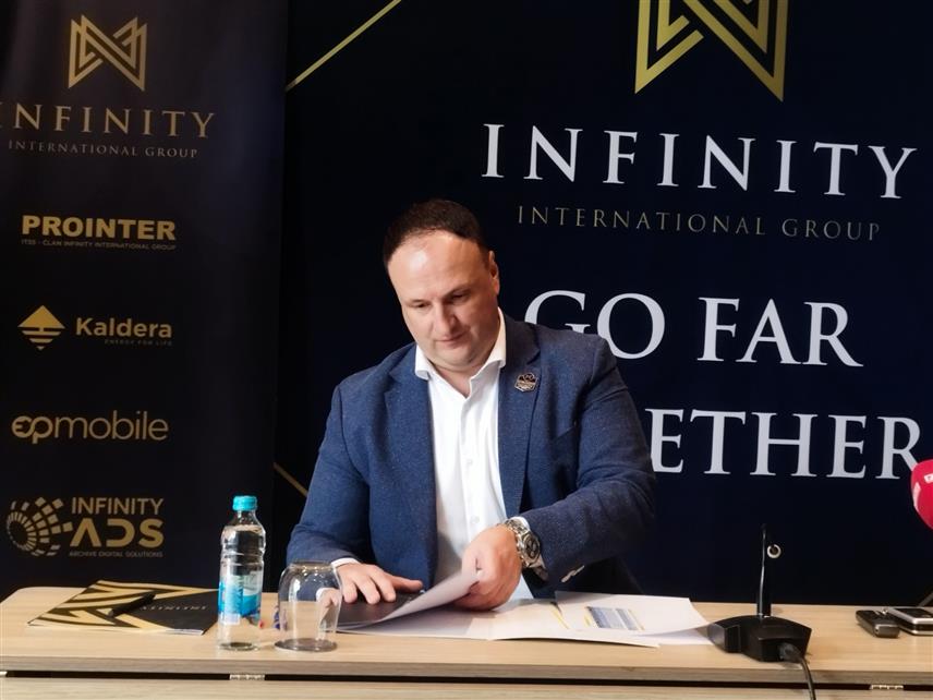 БАЊАЛУКА, 26. ЈУНА /СРНА/ - Предсједник Управе Инфинити интернешнел групе Бојан Вујић на конференцији за новинаре.