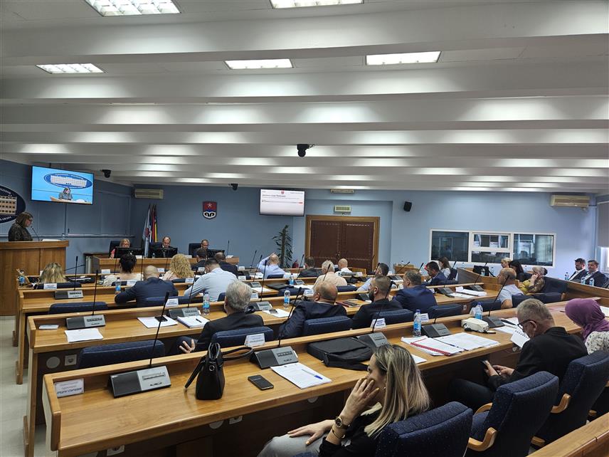 ПРИЈЕДОР, 26. ЈУНА /СРНА/ - Сједница Скупштине града Приједора.