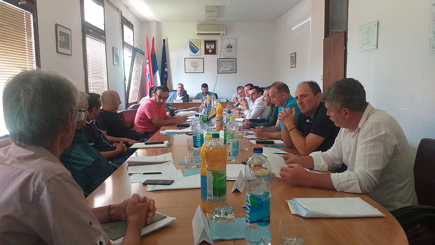 МИЛИЋИ, 27. ЈУНА /СРНА/ - Сједница Скупштина општине Милићи.