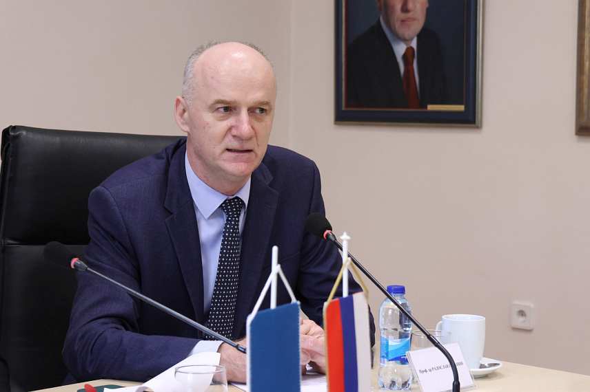 БАЊАЛУКА, 3. ЈУНА /СРНА/ - Ректор бањалучког Универзитета Радослав Гајанин.