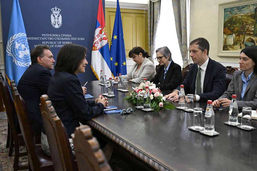 БЕОГРАД, 3.ЈУНА /СРНА/ - Министар спољних послова Србије Марко Ђурић у разговору са шефом Канцеларије УН у Београду Мари Јамашитом.