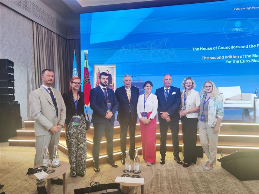 САРАЈЕВО, 11. ЈУЛА /СРНА/ - Делегација Парламентарне скупштине БиХ, коју предводи предсједавајући Представничког дома Небојша Радмановић, учествује на Другом засједању евромедитеранског и заливског Парламентарно–економског форума Парламентарне скупштине Медитерана, које је данас почело у Маракешу.