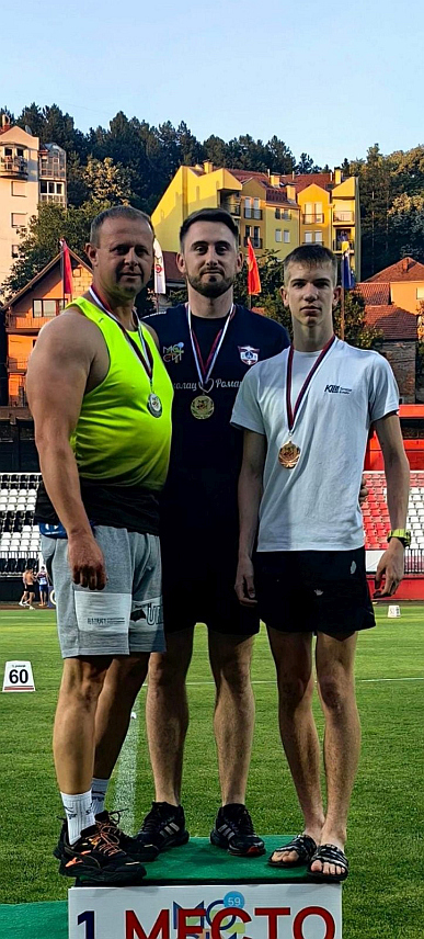 СОКОЛАЦ, 12. ЈУЛА /СРНА/ - Чланови спортске екипе општине Соколац освојили су двије медаље на 59. Међуопштинским омладинским спортским играма /МОСИ/ у Ужицу.