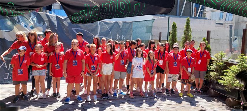 ЈАХОРИНА, 14. ЈУЛА /СРНА/ - На Јахорини су данас представљени резултати јединственог "ЈЕС кампа", који је на Јахорини окупио 40 дјеце из региона.