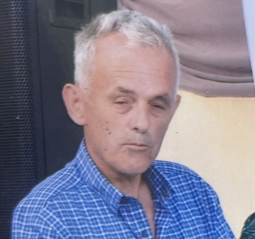 ГРАДИШКА, 14. ЈУЛА /СРНА/ - Припадници Полицијске управе Градишка интензивно трагају за несталим Стојаном Вујановићем из тог града, који се удаљио у непознатом правцу из куће становања у мјесту Греда.