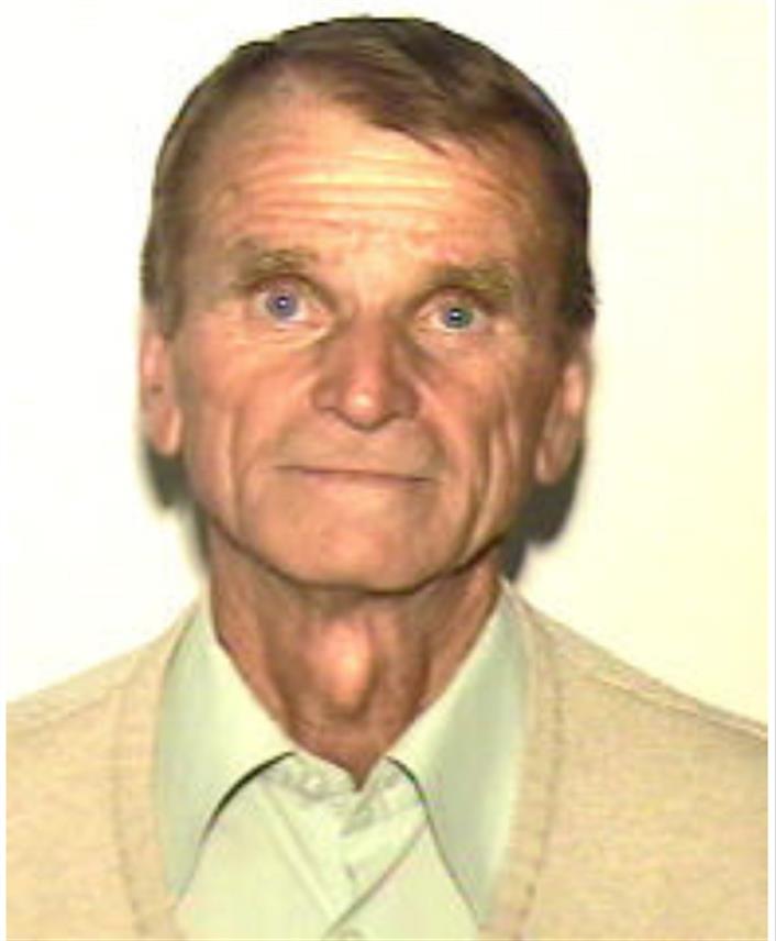 ДОБОЈ, 16. ЈУЛА /СРНА/ - Службеници Полицијске управе Добој активно раде на проналаску Војина Симендића /83/ из Гнионице код Вукосавља, чији су нестанак чланови породице пријавили 22. јуна, речено је Срни из Полицијске управе Добој.