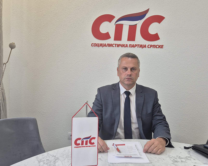 БАЊАЛУКА, 17. ЈУЛА /СРНА/ - Предсједник Градског одбора СПС Бањалука Саша Глигорић.