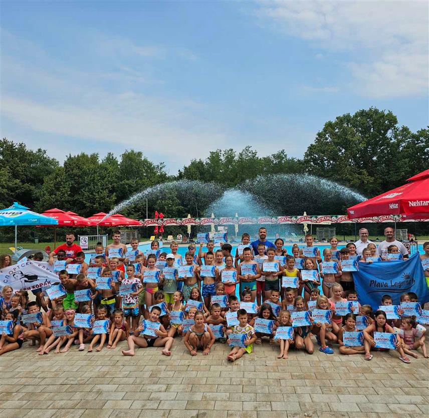 ПРЊАВОР, 18. ЈУЛА /СРНА/ - Град Прњавор финансира школу пливања коју је у првом циклусу успјешно завршило 110 малишана.