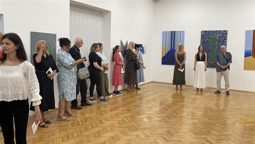 ПРИЈЕДОР, 19. ЈУЛА /СРНА/ - У Музеју Козаре вечерас је отворена изложба Жељке Паић "Умјетност ван оквира", као дио "Приједорског љета.