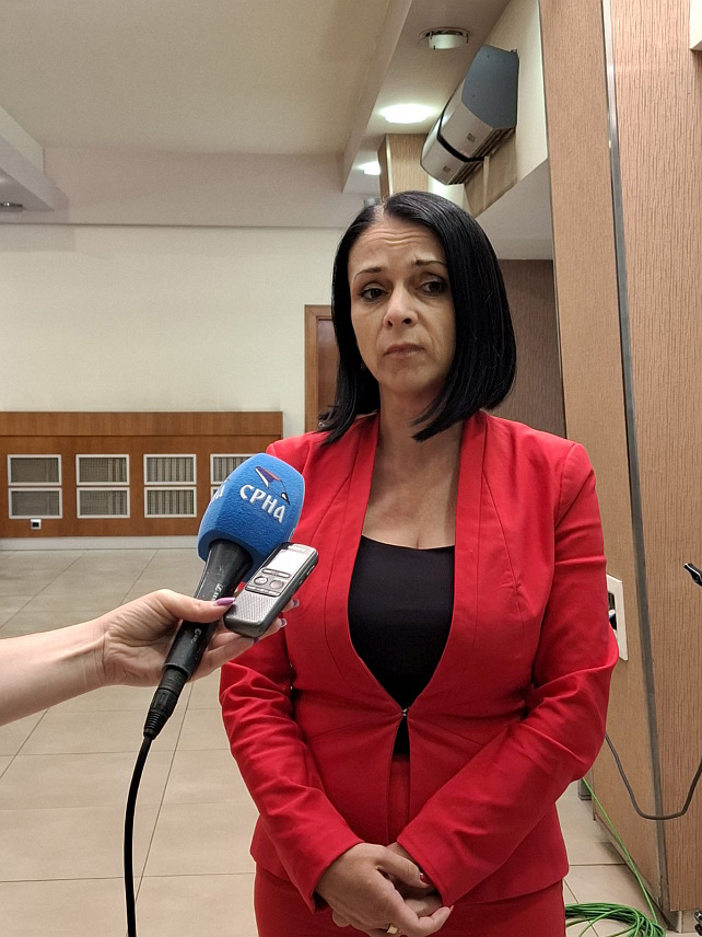 БАЊАЛУКА, 2. ЈУЛА /СРНА/ - Декан Факултета политичких наука у Бањалуци Ранка Перић Ромић - изјава је за Срну.