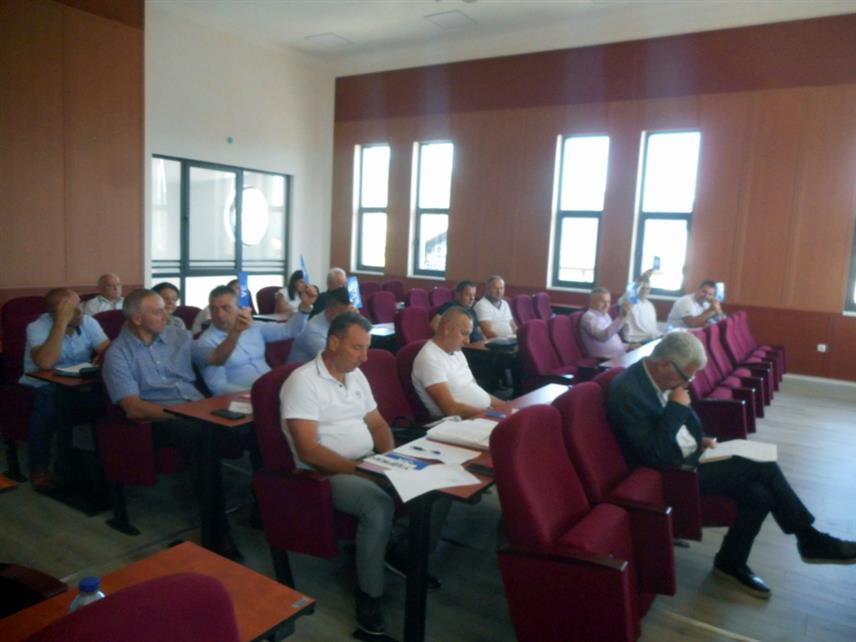 БРАТУНАЦ, 31. ЈУЛА /СРНА/ - Сједница Скупштине општине Братунац.