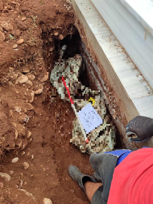 САРАЈЕВО, 3. ЈУЛА /СРНА/ - На необиљеженој локацији у Сарића харему у општини Мостар пронађени су скелетни остаци једног лица, а ексхумација је извршена под надзором Тужилаштва БиХ.