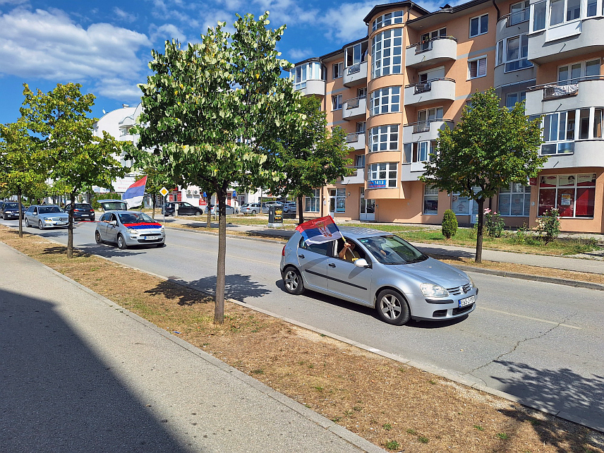 ИСТОЧНО САРАЈЕВО, 11. АВГУСТА /СРНА/ - У градовима у Републици Српској прославља се олимпијско злато ватерполиста Србије.