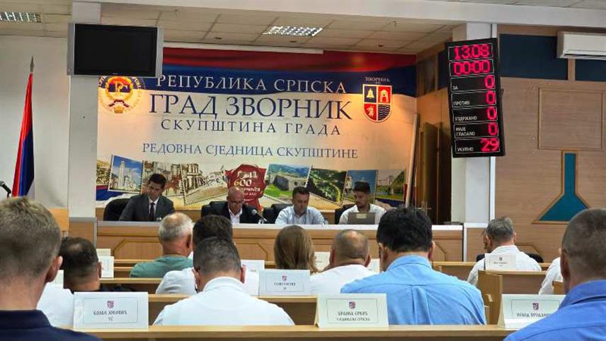 ЗВОРНИК, 13. АВГУСТА /СРНА/ - Сједница Скупштине града Зворник.