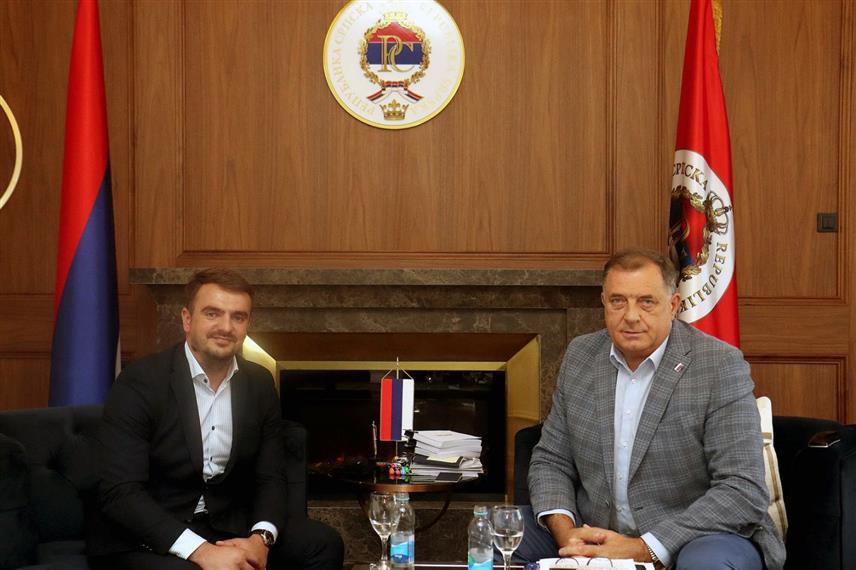 БАЊАЛУКА, 21. АВГУСТА /СРНА/ - Предсједник Републике Српске Милорад Додик састао се данас са потпредсједником Републике из реда хрватског народа Давором Прањићем.