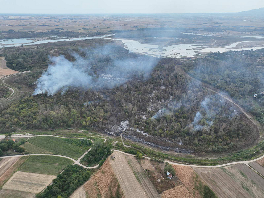 БИЈЕЉИНА, 23. АВГУСТА /СРНА/ - Територијална ватрогасно-спасилачка јединица Бијељина имала је у овој години 305 интервенција, од чега је 120 пожара на отвореном простору.