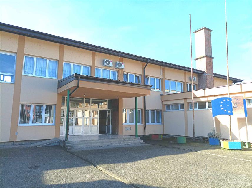 НОВИ ГРАД, 29. АВГУСТА /СРНА/ - Основна школа /ОШ/ "Свети Сава" Нови Град.	