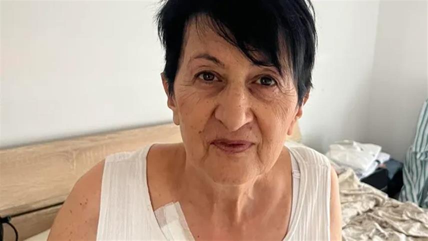 ГАЦКО, 5. АВГУСTА /СРНА/ - Општинска организација Црвеног крста Гацко најавила је да ће током августа бити активан хуманитарни број 1401 за прикупљање новчане помоћи за лијечење суграђанке Владенке Беатовић.