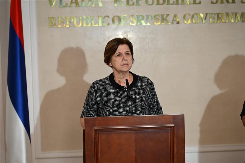 БАЊАЛУКА, 8. АВГУСТА /СРНА/ - Министар просвјете и културе Републике Српске Жељка Стојичић на конференцији за новинаре.