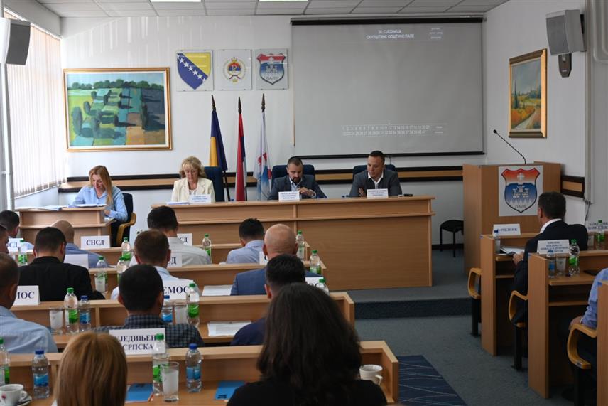 ПАЛЕ, 9. АВГУСТА /СРНА/ - Скупштина општине Пале.