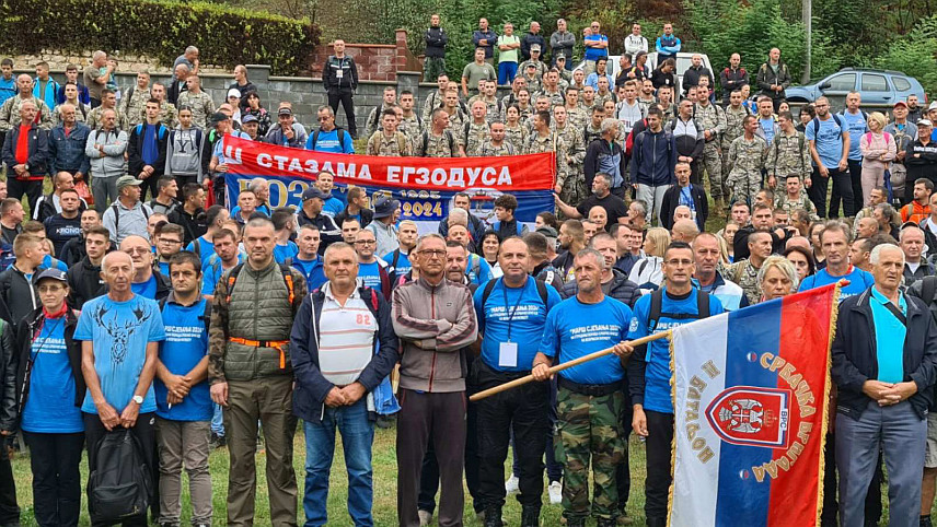 ЛУКАВАЦ, 10. СЕПТЕМБРА /СРНА/ - Колона од око 500 учесника марша "Стазом егзодуса 2024" кренула је од села Tумаре на Озрену ка насељу Стог код Возуће у општини Завидовићи поводом обиљежавања 29 година од прогона Срба са подручја Возуће, долине ријеке Криваје и јужног Озрена.