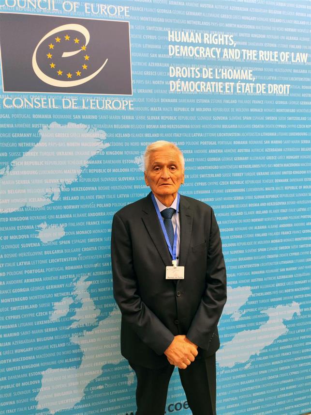 ПАРИЗ, 11. СЕПТЕМБРА /СРНА/ - Замјеник предсједавајућег Дома народа Парламентарне скупштине БиХ Никола Шпирић - сједницa Комитета за поштовање обавеза и ангажмана земаља чланица Савјета Европе /Мониторинг комитет/.