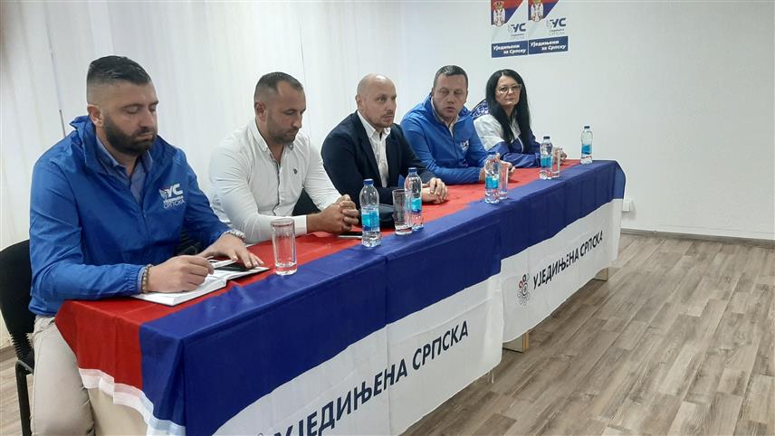 ФОЧА, 13. СЕПТЕМБРА /СРНА/ - Потпредсједник Уједињене Српске Милан Петковић у обиласку Општинског одбора /ОО/ те странке у Фочи.