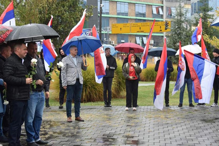 БРЧКО, 15. СЕПTЕМБРА /СРНА/ - Представници српских парламентарних странака, Српске православне цркве и делегације борачких удружења обиљежили су данас у Брчком Дан српског јединства, слободе и националне заставе.