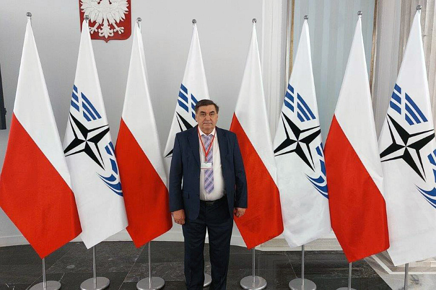 САРАЈЕВО, 17. СЕПТЕМБРА /СРНА/ - Замјеник предсједавајућег Делегације Парламентарне скупштине БиХ у Парламентарној скупштини Нато Обрен Петровић, учествовао је у Варшави на 106. Роуз Рот семинару Парламентарне скупштине НАТО-а.